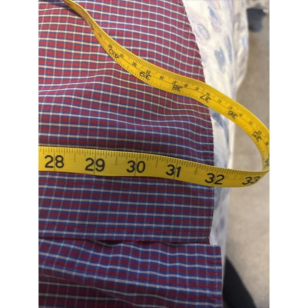 Roundtree & Yorke Men’s Shirt Size Medium
